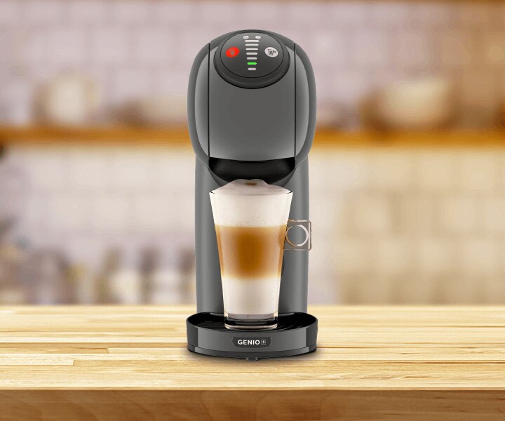 Izbliza Genio S Basic Antracit aparat za kavu NESCAFÉ® Dolce Gusto®